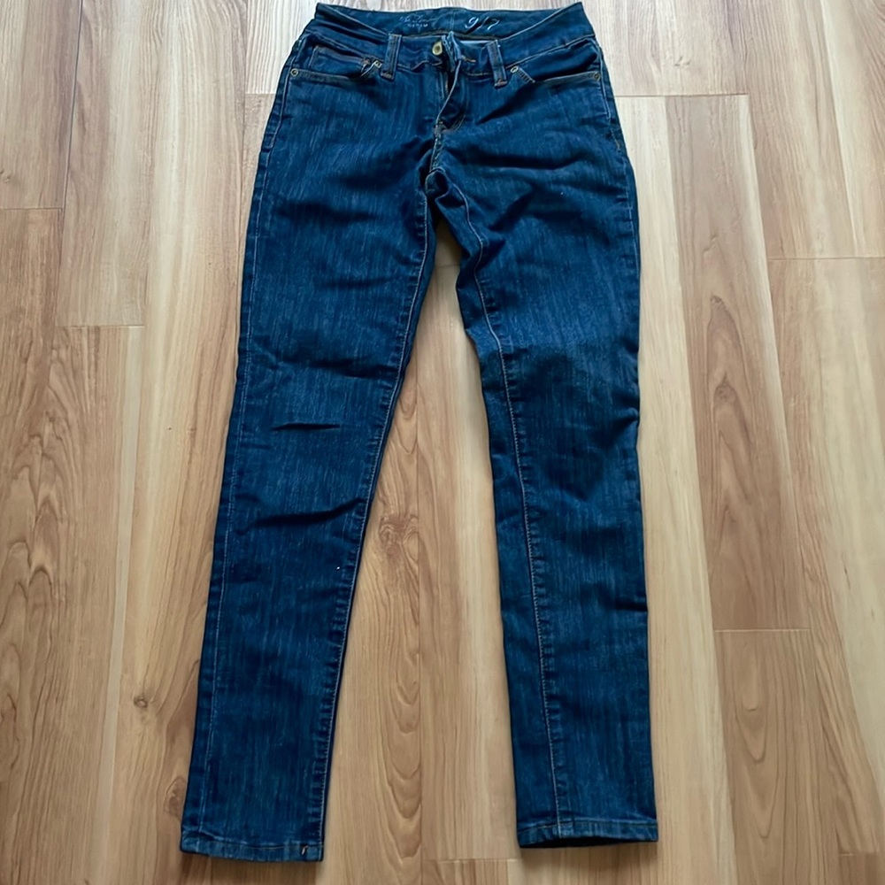 The limited 917 dark denim jeans - size 0S